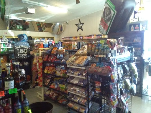 Liquor Store «Town & Country Liquor», reviews and photos, 2546 Olive Hwy, Oroville, CA 95966, USA