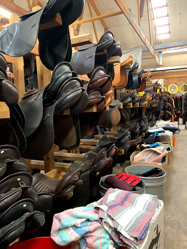 Tack Shop «Bedford Tack», reviews and photos, 148 Edd Joyce Rd, Bell Buckle, TN 37020, USA