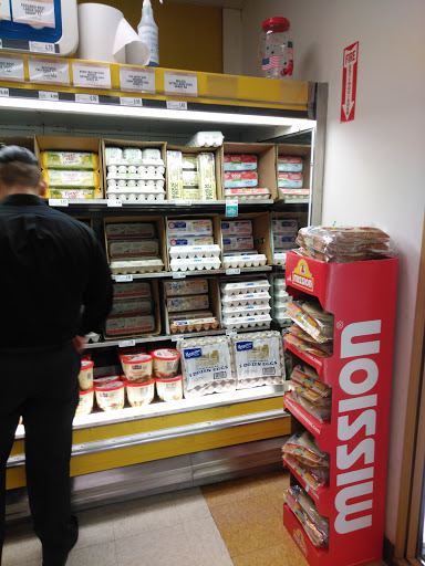 Supermarket «Save Mart Supermarkets», reviews and photos, 1121 W Visalia Rd, Exeter, CA 93221, USA