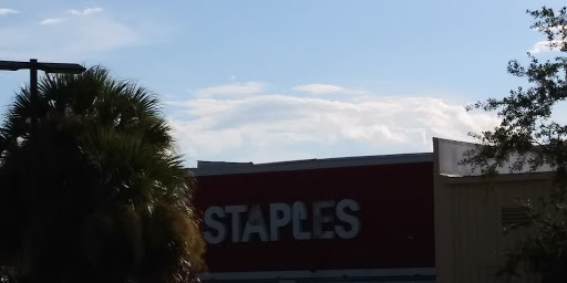 Office Supply Store «Staples», reviews and photos, 101 W Vine St, Kissimmee, FL 34741, USA