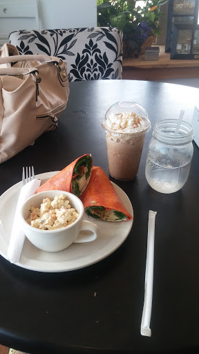 Coffee Shop «Vacavi Cafe», reviews and photos, 100 Water St, Conneaut Lake, PA 16316, USA