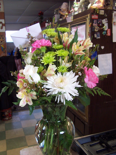 Florist «Heart To Heart Flower Shop», reviews and photos, 137 Fishing Creek Rd, Cape May, NJ 08204, USA