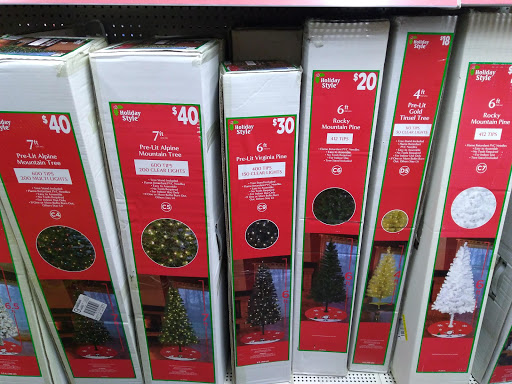 Discount Store «Dollar General», reviews and photos, 36 Winter Place Lane, Newland, NC 28657, USA