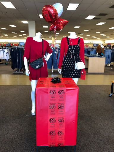 Department Store «Nordstrom Rack Laguna Hills Mall», reviews and photos, 23541 Calle De La Louisa, Laguna Hills, CA 92653, USA