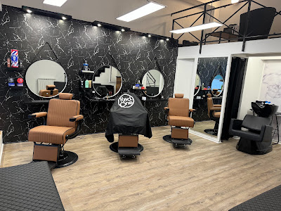 C.Barber Coiffeur Barbier homme à Pontarlier