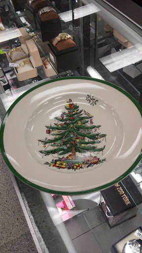 Clothing Store «Ross Dress for Less», reviews and photos, 13200 S Cicero Ave, Crestwood, IL 60445, USA