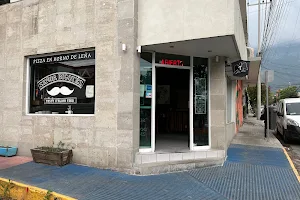 Señor Bigotes Cocina Rustica Italiana image