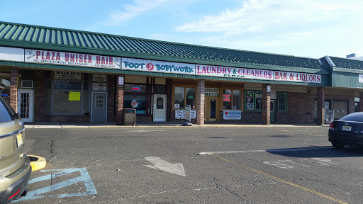 Shopping Mall «Airport Plaza Shopping Center», reviews and photos, 1390 NJ-36, Hazlet, NJ 07730, USA