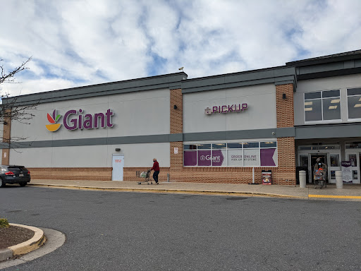 Grocery Store «Giant Food», reviews and photos, 15618 Columbia Pike, Burtonsville, MD 20866, USA