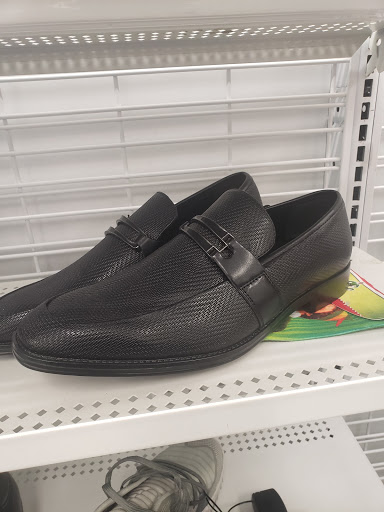 Clothing Store «Ross Dress for Less», reviews and photos, 550 John Ross Pkwy, Rock Hill, SC 29730, USA