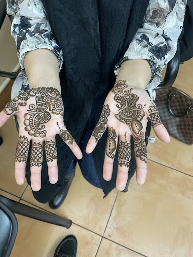 Beauty Salon «Aaina Beauty Salon», reviews and photos, 337 S Broadway, Hicksville, NY 11801, USA