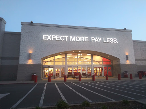 Target, 1901 13th Ave E, Tuscaloosa, AL 35404, USA, 