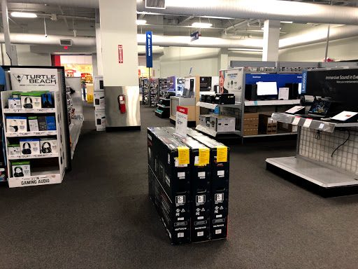 Electronics Store «Best Buy», reviews and photos, 470 Lewis Ave, Meriden, CT 06451, USA