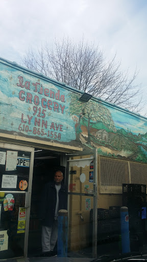 Grocery Store «La Tienda Grocery», reviews and photos, 915 Lynn Ave, Bethlehem, PA 18015, USA