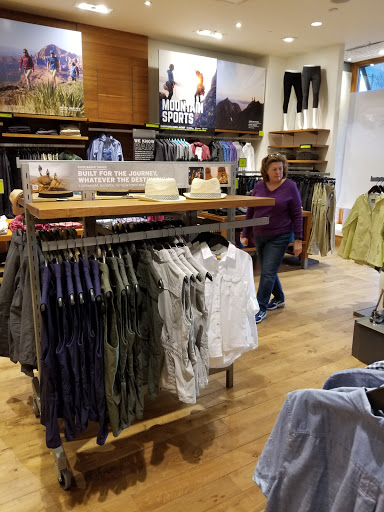 Clothing Store «Eddie Bauer», reviews and photos, 3625 Dallas Hwy, Marietta, GA 30064, USA