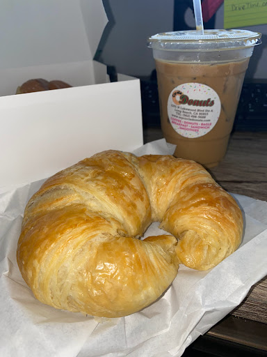 Donut Shop «Circle Donuts», reviews and photos, 2201 N Lakewood Blvd, Long Beach, CA 90815, USA