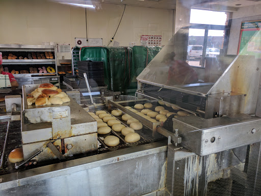 Bakery «Krispy Kreme Doughnuts», reviews and photos, 7514 Parkway Dr, Lone Tree, CO 80124, USA