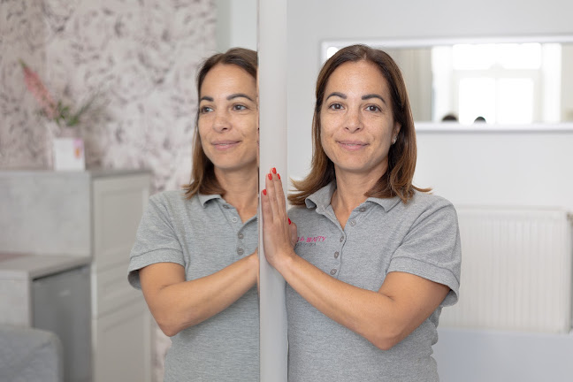 Rose&Beauty Kozmetika, Sminktetoválás, Tartós Szőrtelenítés Esztergom - Szépségszalon