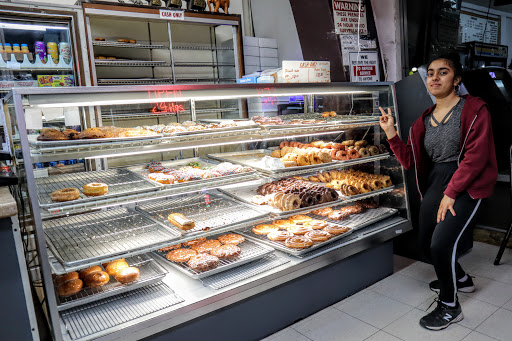 Donut Shop «Donut Wheel», reviews and photos, 2017 First St, Livermore, CA 94550, USA