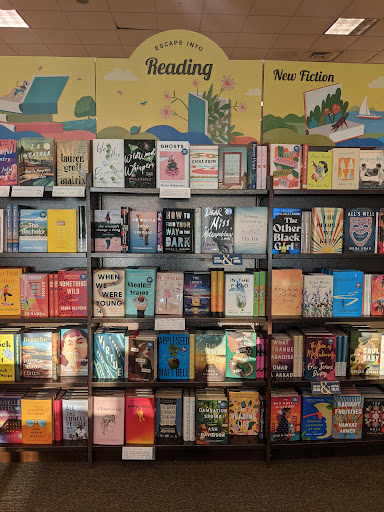 Book Store «Barnes & Noble», reviews and photos, 3701 McKinley Pkwy, Buffalo, NY 14219, USA