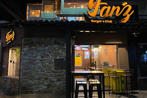 Fanz Burgers - A melhor hamburgueria de Itaúna image