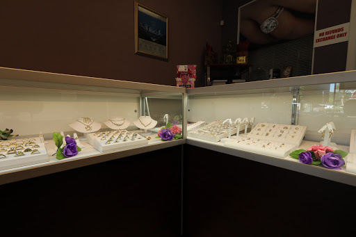 Jewelry Store «Royalty Fine Jewelers», reviews and photos, 10500 Ulmerton Rd #656, Largo, FL 33771, USA