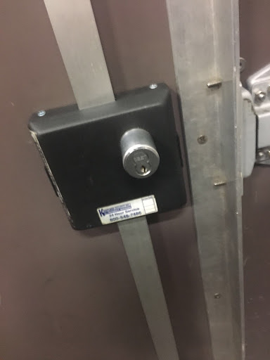 Locksmith «Zip Locksmith», reviews and photos, 35400 Pacific Hwy S, Federal Way, WA 98003, USA