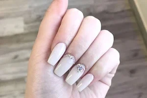 Pro Nails & Spa image