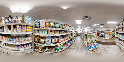 Pet Supply Store «Wags & Whiskers Pet Food, Supplies, & Grooming», reviews and photos, 1603 Losey Blvd S, La Crosse, WI 54601, USA