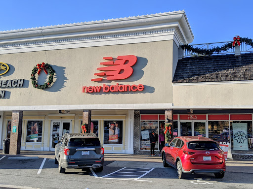 Shopping Mall «Thruway Shopping Center», reviews and photos, 300 S Stratford Rd, Winston-Salem, NC 27103, USA