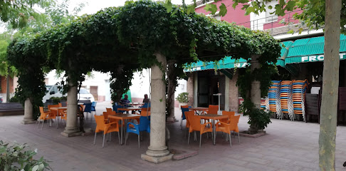 Bar Restaurante Frontón - Pl. Mayor, 27, 50786 Gelsa, Zaragoza, Spain
