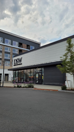 Shoe Store «DSW Designer Shoe Warehouse», reviews and photos, 300 Mishawum Rd, Woburn, MA 01801, USA