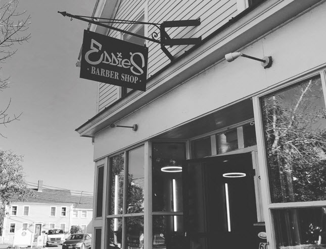 Eddie's Barbershop 01913