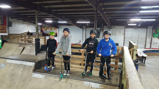 Skateboard Park «Asylum Skate Park», reviews and photos, 29850 Skokie Hwy, Lake Bluff, IL 60044, USA