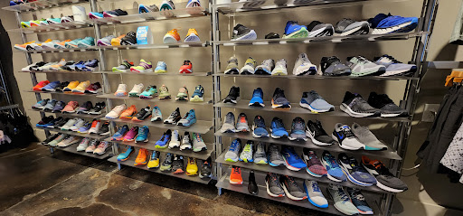 Running Store «Fleet Feet Green Hills», reviews and photos, 3900 Hillsboro Pike #18, Nashville, TN 37215, USA