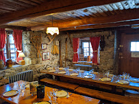 Atmosphère du Restaurant Refuge du Tornieux à Sallanches - n°16
