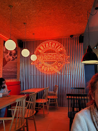 Atmosphère du Restaurant de hamburgers Roadside | Burger Restaurant Vitré à Vitré - n°8