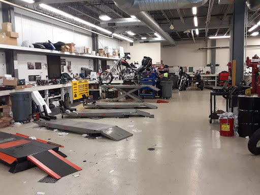 Harley-Davidson Dealer «Rawhide Harley-Davidson», reviews and photos, 725 N Rawhide, Olathe, KS 66061, USA