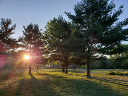 Golf Club «Hilliard Lakes Golf Club», reviews and photos, 31665 Hilliard Blvd, Westlake, OH 44145, USA