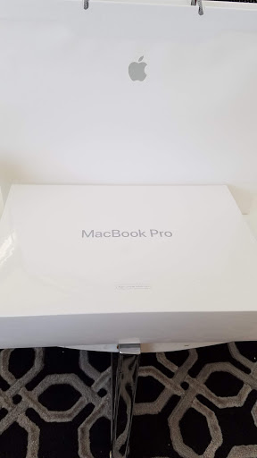 Computer Store «Apple Brandon», reviews and photos, 459 Brandon Town Center Dr, Brandon, FL 33511, USA