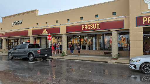 Shopping Mall «Silver Sands Premium Outlets», reviews and photos, 10562 Emerald Coast Pkwy W, Miramar Beach, FL 32550, USA