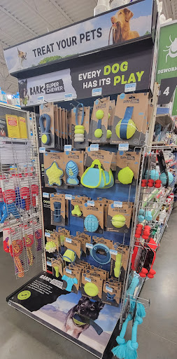 Home Improvement Store «Tractor Supply Co.», reviews and photos, 8110 S Port Dr, Manhattan, KS 66502, USA