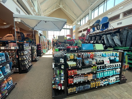 Sporting Goods Store «SCHEELS», reviews and photos, 1551 45th Street SW, Fargo, ND 58103, USA