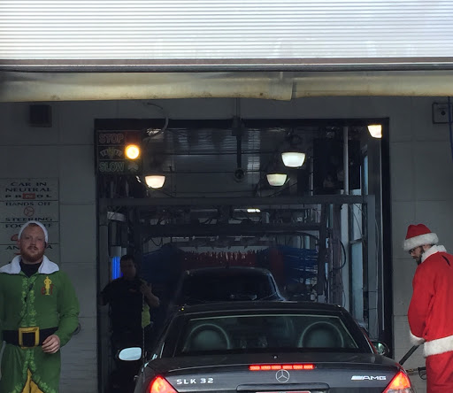 Car Wash «Valero Car Wash At Yorktown», reviews and photos, 6177 Pearl Rd, Cleveland, OH 44130, USA