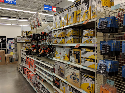 Hardware Store «Harbor Freight Tools», reviews and photos, 6508 Skillman St, Dallas, TX 75231, USA