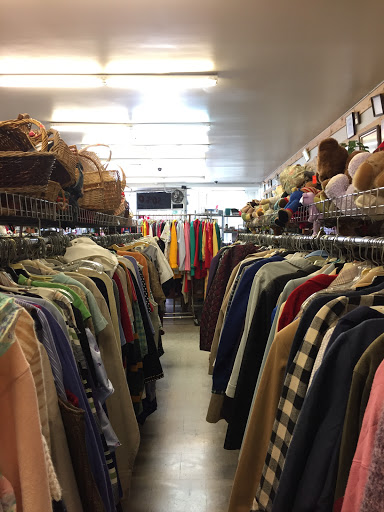 Thrift Store «Son of A Vet Thrift Shop», reviews and photos, 3310 N Eastern Ave, Los Angeles, CA 90032, USA
