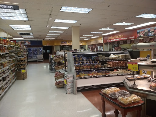 Supermarket «Price Chopper», reviews and photos, 60 High St, Carthage, NY 13619, USA