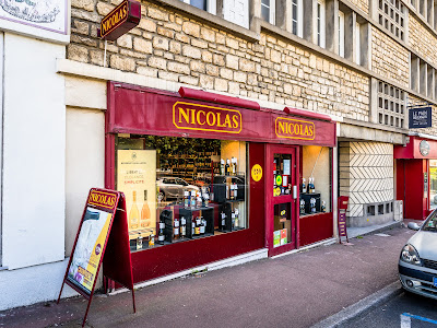Nicolas Saint Cyr l'Ecole à Saint-Cyr-l'École