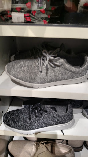 Clothing Store «Express», reviews and photos, 10300 Little Patuxent Pkwy, Columbia, MD 21044, USA