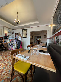 Atmosphère du Restaurant français Chez Delphine à Paris - n°10